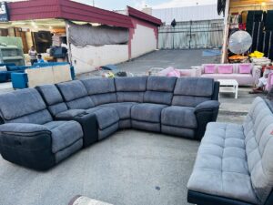 Haraj khamis mushait market in Abha